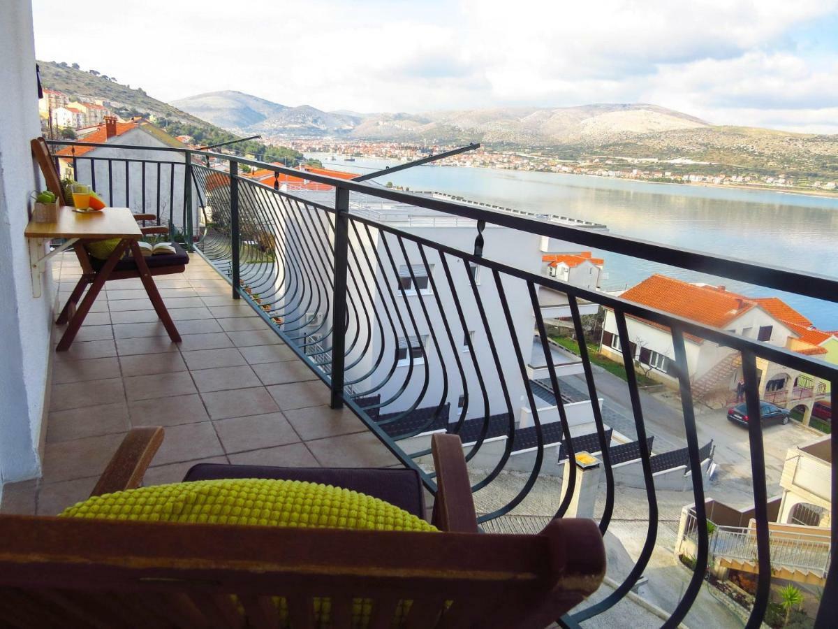 Apartments Barba Trogir Bagian luar foto