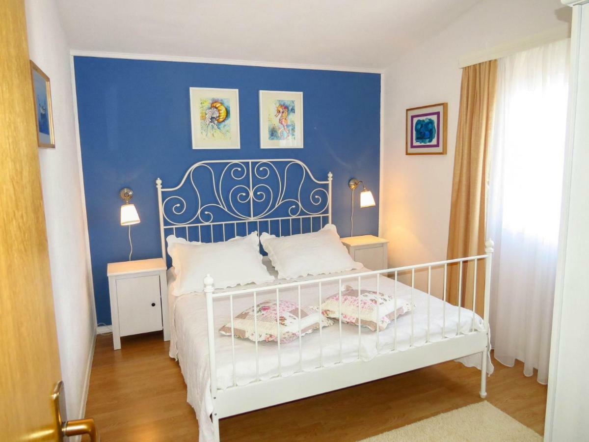Apartments Barba Trogir Bagian luar foto