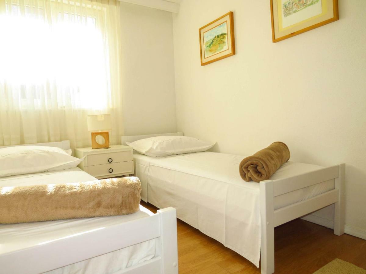 Apartments Barba Trogir Bagian luar foto